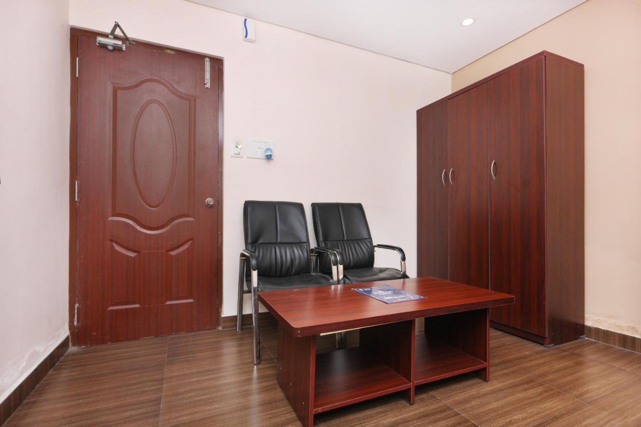 Hotel Oyo 1001 Palmtree Corporate Anna Nagar à Chennai Extérieur photo