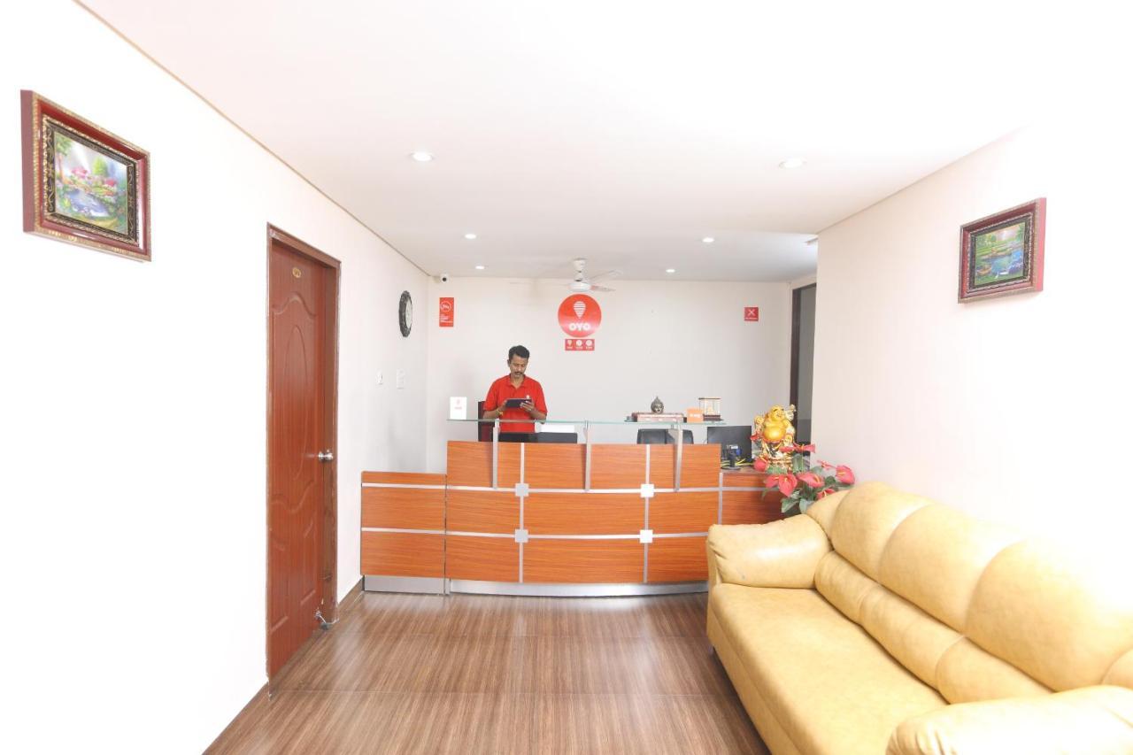 Hotel Oyo 1001 Palmtree Corporate Anna Nagar à Chennai Extérieur photo